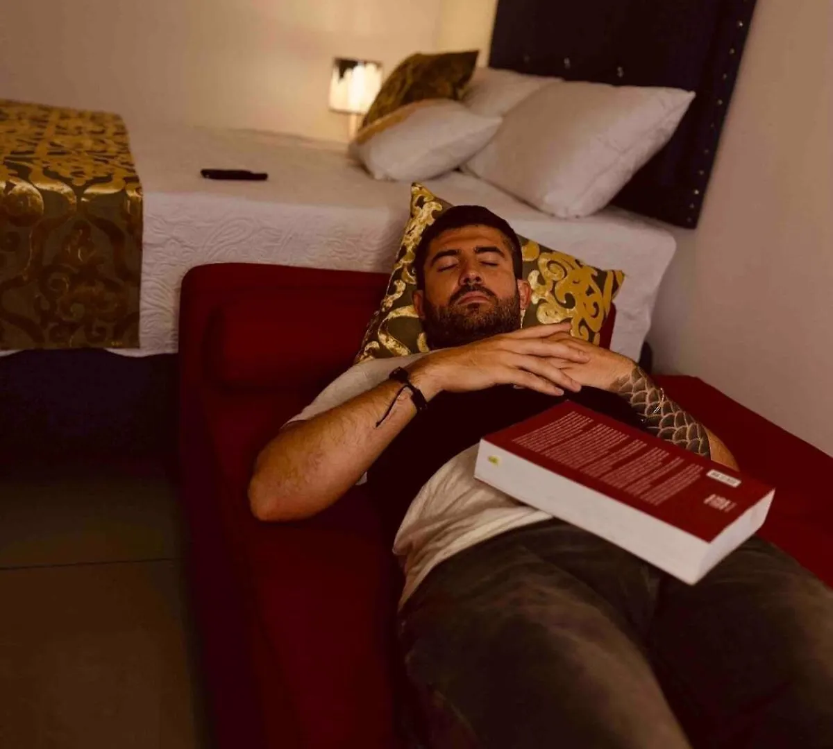 Best location Laureles to nomad Wi-Fi Fast Medellin Apartment